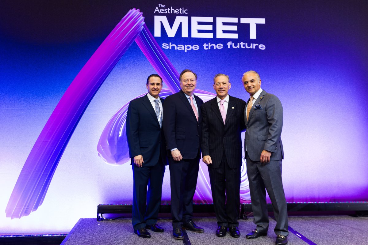 Plastic Surgery’S Best Doctors Shine A Light On Endoscopic Surgery Innovations.